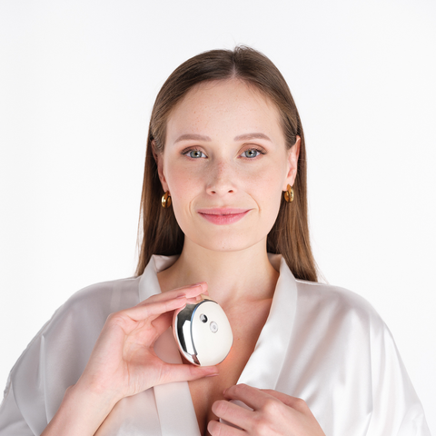 MagicLift 4in1-Gerät zur Gesichtsstraffung und Hautverjüngung mit Radiofrequenz und EMS
